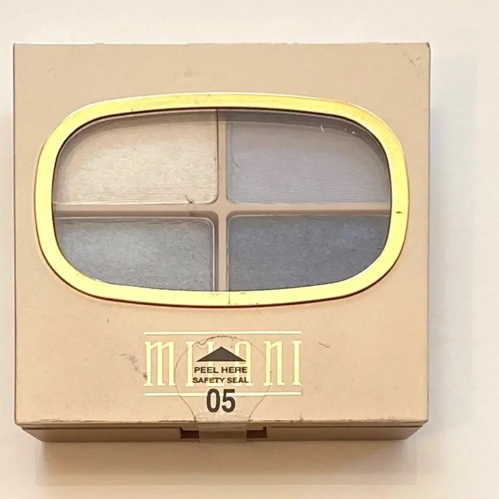 NEW Milani Denim Blues EYESHADOW COMPACT 3 Blue 1 White Eye Shadow 4-in-1 Beauty